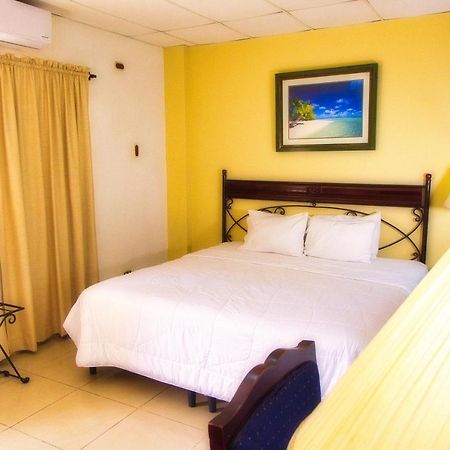 Hotel Santa Elena Antiguo Cuscatlán Kültér fotó