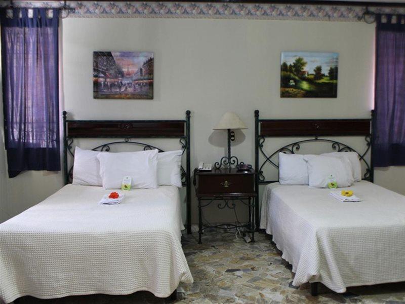 Hotel Santa Elena Antiguo Cuscatlán Kültér fotó