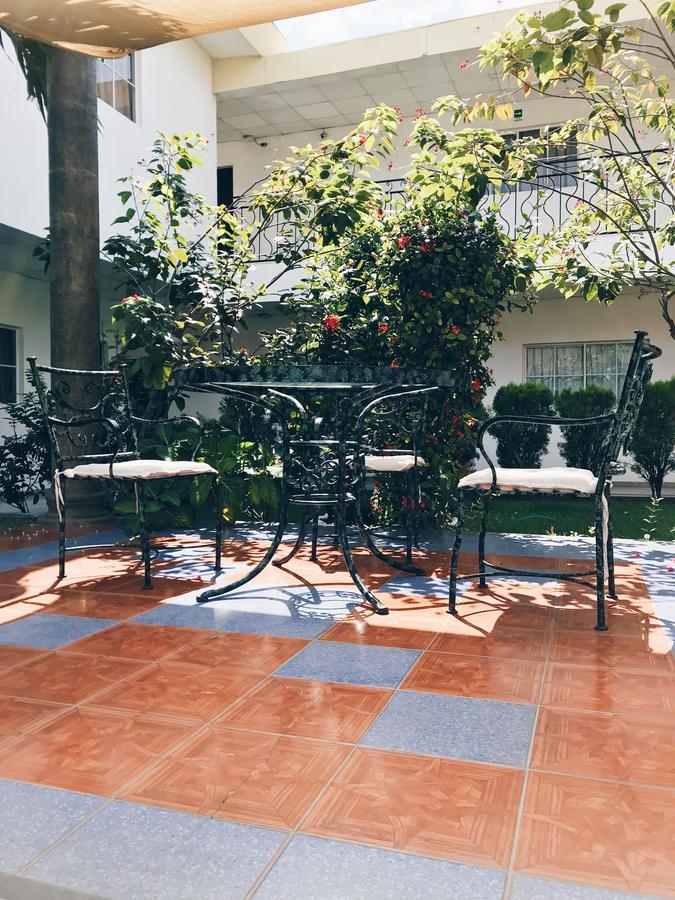 Hotel Santa Elena Antiguo Cuscatlán Kültér fotó