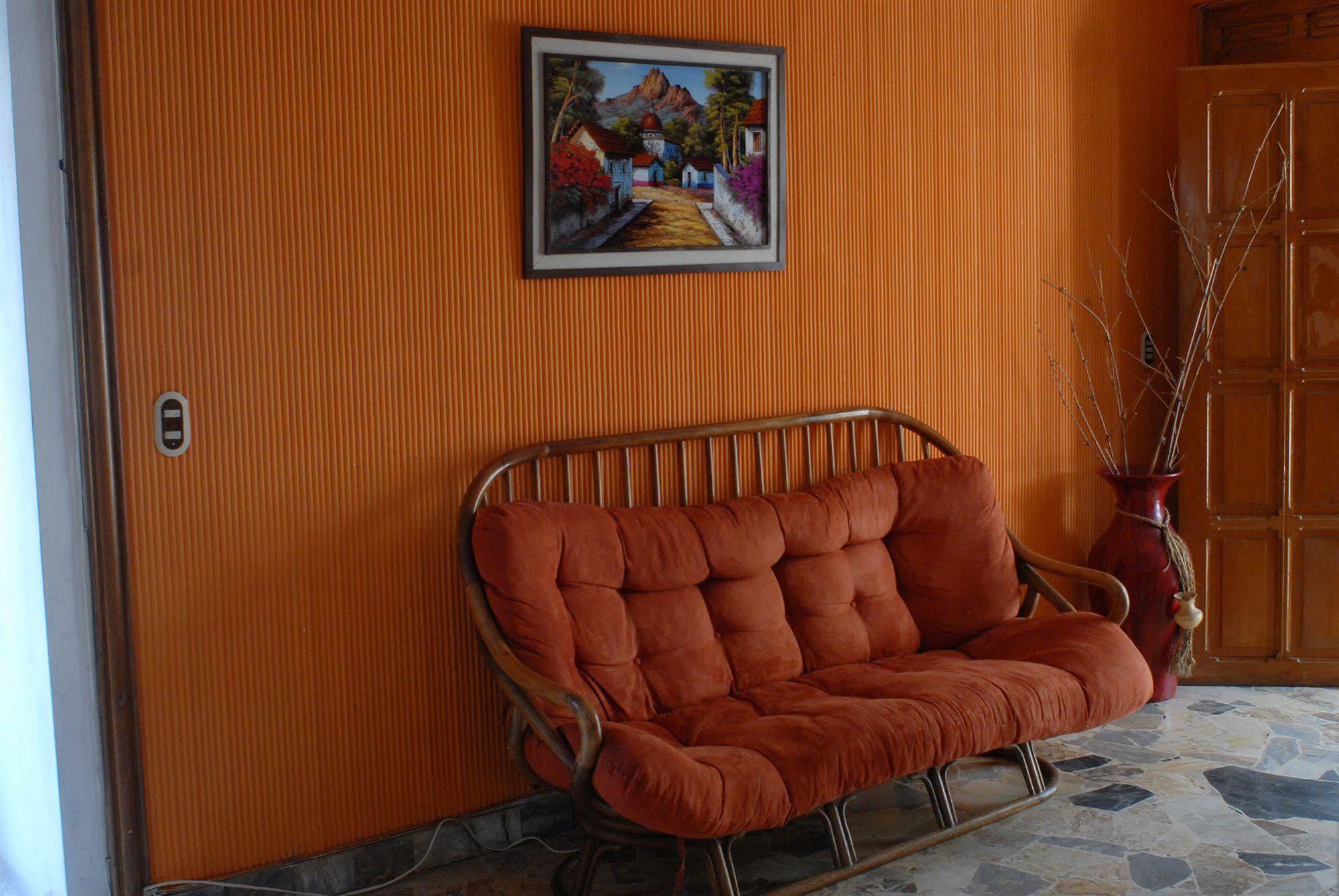 Hotel Santa Elena Antiguo Cuscatlán Kültér fotó