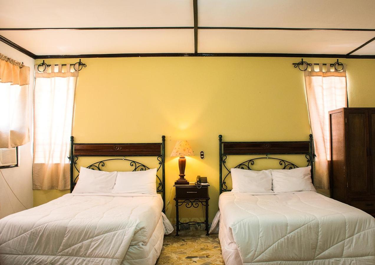 Hotel Santa Elena Antiguo Cuscatlán Kültér fotó